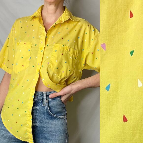 Vintage 80s 90s heart print yellow button-down shirt blouse oversized hearts S - Picture 1 of 17